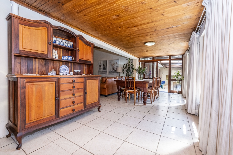 4 Bedroom Property for Sale in Stellenberg Western Cape